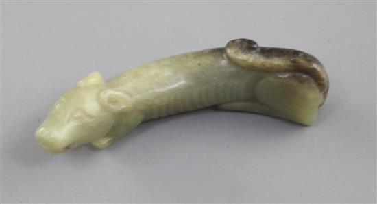 A Chinese yellow and black jade carving of a dog, Song dynasty or later, length 6cm